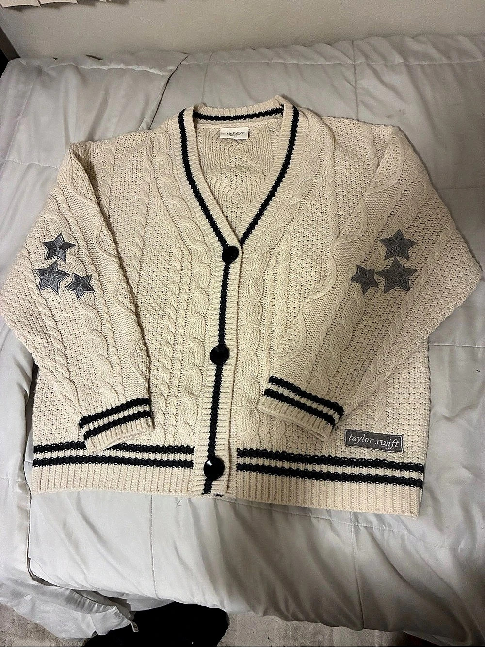 Official Taylor Swift folklore cardigan M/L